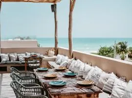 Dos Mares Barefoot Luxury