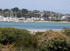 Marlin Waters Unit 2 walk to beach and river Bermagui, hotel a Bermagui