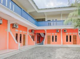 RedDoorz near Pamugaran Beach Pangandaran, hotelli kohteessa Pangandaran