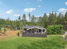 Stunning Home In Ålbæk With Kitchen