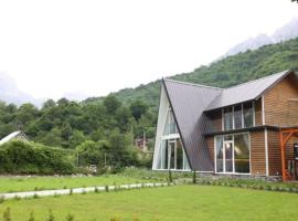 Villa Logu, holiday home in Theth