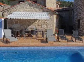 Casa as Xardeiras. Casa con piscina y terraza
