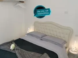 LONATE ROOM