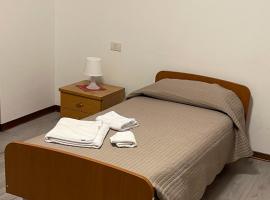 Albergo Civico 7, hotell sihtkohas Leno