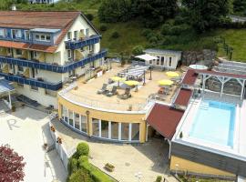 Wellnesshotel Rothfuß mit Spa und 2 Schwimmbädern, hotel em Bad Wildbad