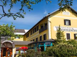 Der Thomashof, hotel di Sankt Jakob im Rosental