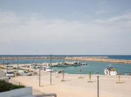 Luxury Sea View Apartment in Kolimvari