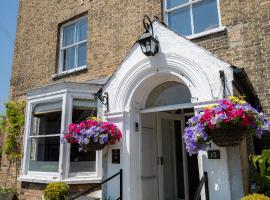 The Bramley House Hotel, hotel with parking in Chatteris