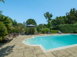 Entre Mer et Brière - Piscine Partagée, hotel din Herbignac