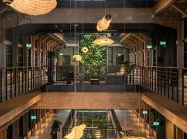 MONTOWNIA Lofts & Experience
