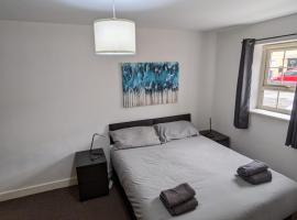 Self contained town house in Mexborough, hotel em Mexborough