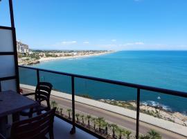 Aparthotel El Faro, hotel v destinaci Cullera
