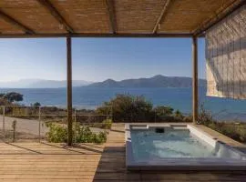 Emma's Cottage - Sea View with Jacuzzi