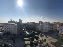 Piazza principale angolo con il Lungomare