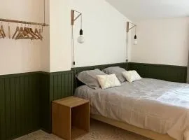 Maison Emile - Coeur du village - 8 personnes - Clim - Superbe literie