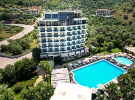 Rapo's Resort Hotel, resort u gradu 'Himare'