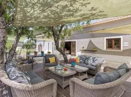 Figs on the Funcho Self Catering - A River side Location