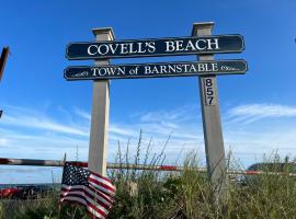 Walk to the beach Hyannis，巴恩斯特波的飯店