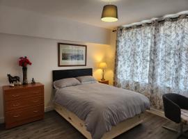 White House Ensuite double bedroom, hotel din Warrington