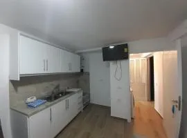 Lovely 1-bedroom Apartment in Sarandë