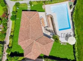 Villa BRANDINCHI - Heated Pool, Private Beach, Sea View, Wi-Fi