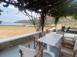 Simousi Beach House, Kythnos island
