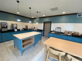 Country Inn & Suites by Radisson, Champaign North, IL, hotel v destinaci Champaign