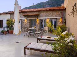 Guesthouse Simou with view 3 bedrooms, ξενοδοχείο στην Αράχωβα