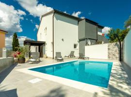 Holiday home Krk -with private pool, hotel in Soline