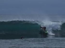 Surf Logde katiet, παραθεριστική κατοικία σε Katiet