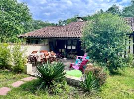 Les gîtes du petit mila, hotel v destinaci Labrit