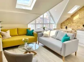 Lush Porthcawl Large Spacious 3 bedroom Apt, Prime Location