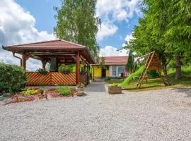 Holiday Home Tina by Interhome