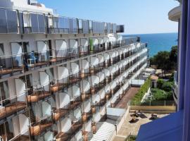 Apartamento CAP SALOU con opción plaza Parking, Hotel in Salou
