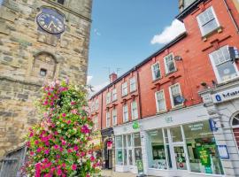 Clock Tower Flats Morpeth، فندق في موربيث