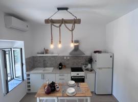 Niko's-Nana's For Two, hotell sihtkohas Ágios Matthaíos