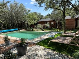 Casa Rural de Rafael Cabañas de Madera, hotel Venturadában