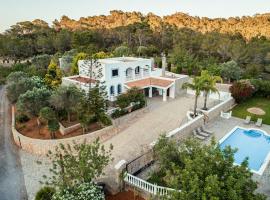 Finca Norte, Amazing villa close to the best Beaches: Portinatx'da bir otel