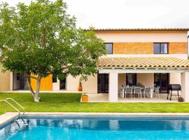 Can Candiu Establecimiento de 2 casas enteras, villa en Vall-llobrega
