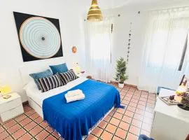 Cozy Town House With Terrace and Free Wifi
