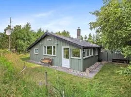 Holiday Home Wimmer - 800m from the sea in Western Jutland by Interhome