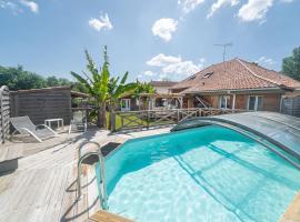 Holiday Home Le Ranch by Interhome, Hotel mit Pools in Mézos