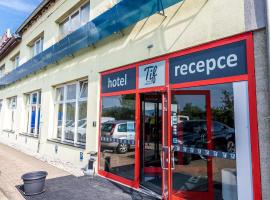 Hotel Tif, hotell sihtkohas Obrnice