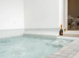 Palazzo Rapanà - Luxury Apt with hydromassage pool
