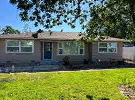 Wine Country - Country home, hotel near Laguna de Santa Rosa, Fulton