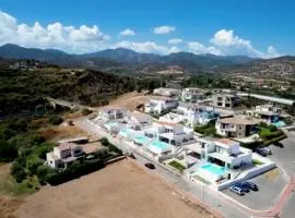 Villa con piscina privata BudoniAffitti