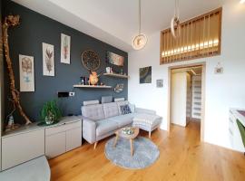 Harmony - Your Cozy Retreat a Short Walk from the Center, hotel en Portorož