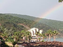 Апартамент на метри от плажа、スヴェティ・ヴラスのホテル