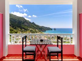The Pink Palace Hostel, hotel ad Agios Gordios