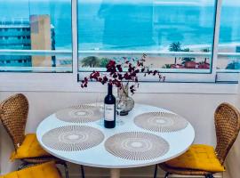 Sweeping Views 1bd condo 100m to Poniente Beach, hotel di Benidorm